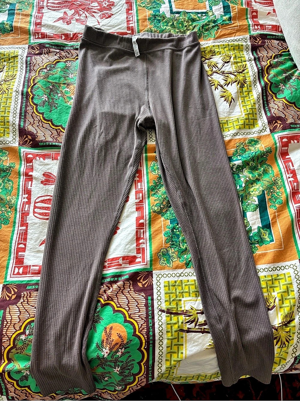 Alo Yoga Cocoa brown ribbed leggings size M